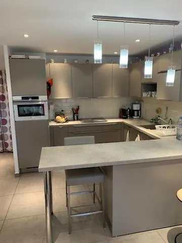 Centre Capitou Avec Jardin Et Piscine Apartment Mandelieu-la-Napoule